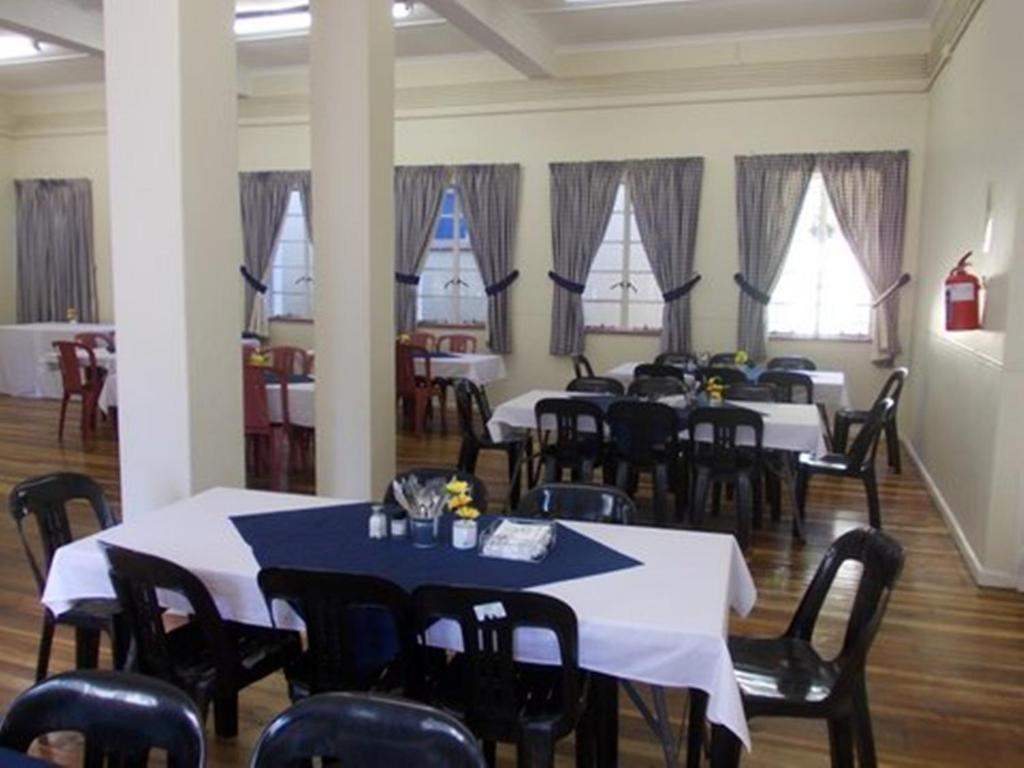 Franschhoek Travellers Lodge ภายนอก รูปภาพ